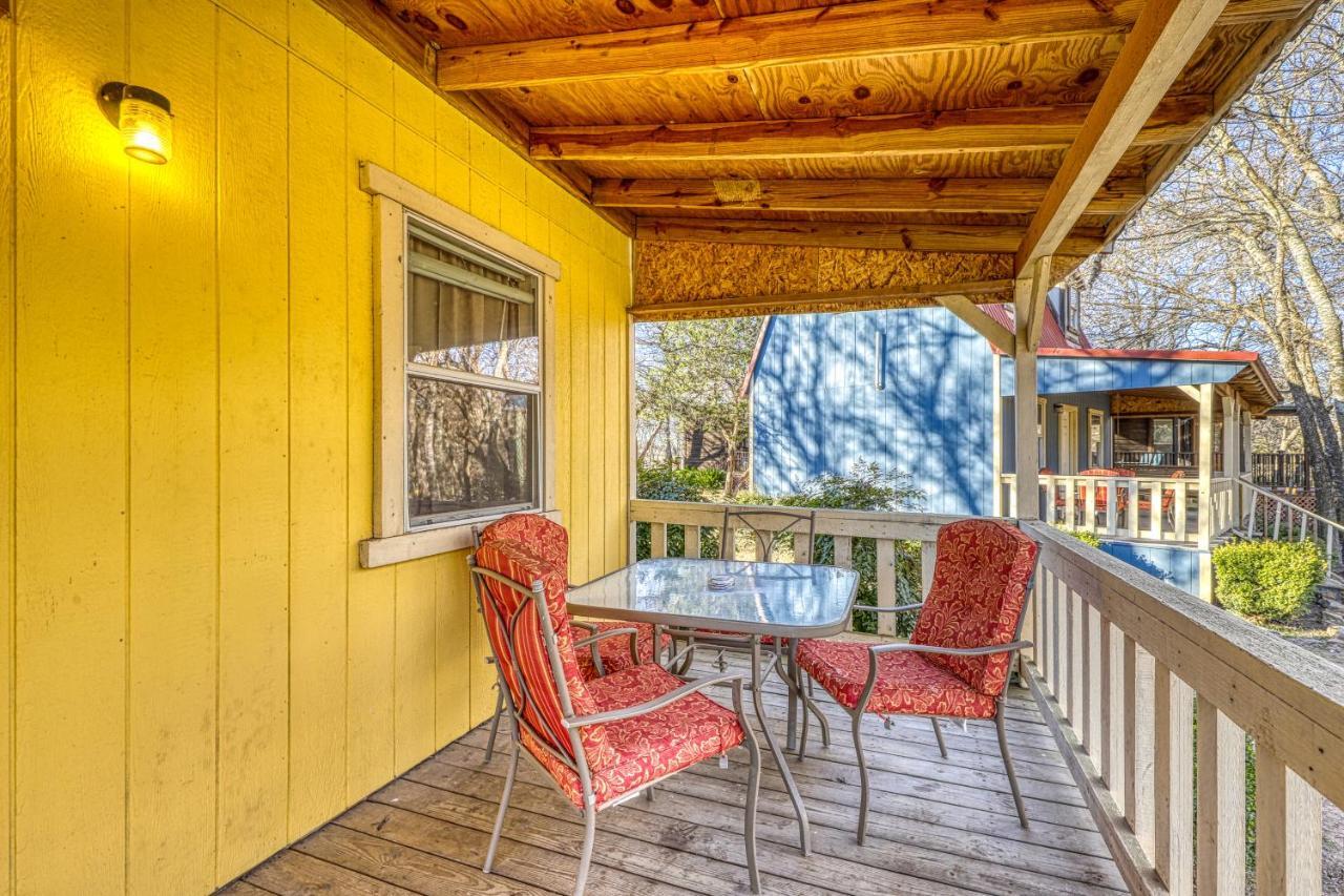 The Olive @ Mendelbaum Winery Guest Cabins Hotell Fredericksburg Eksteriør bilde