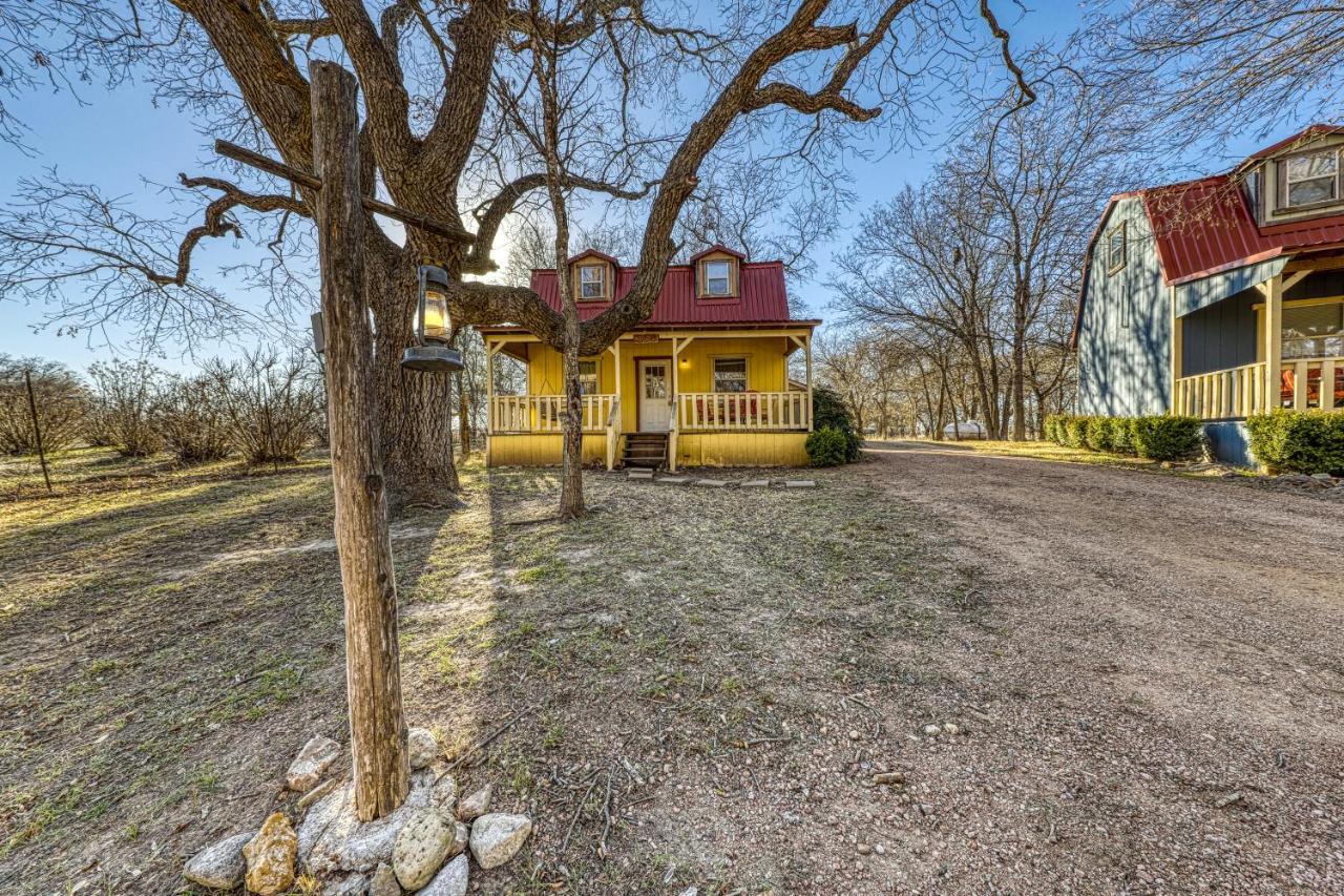 The Olive @ Mendelbaum Winery Guest Cabins Hotell Fredericksburg Eksteriør bilde